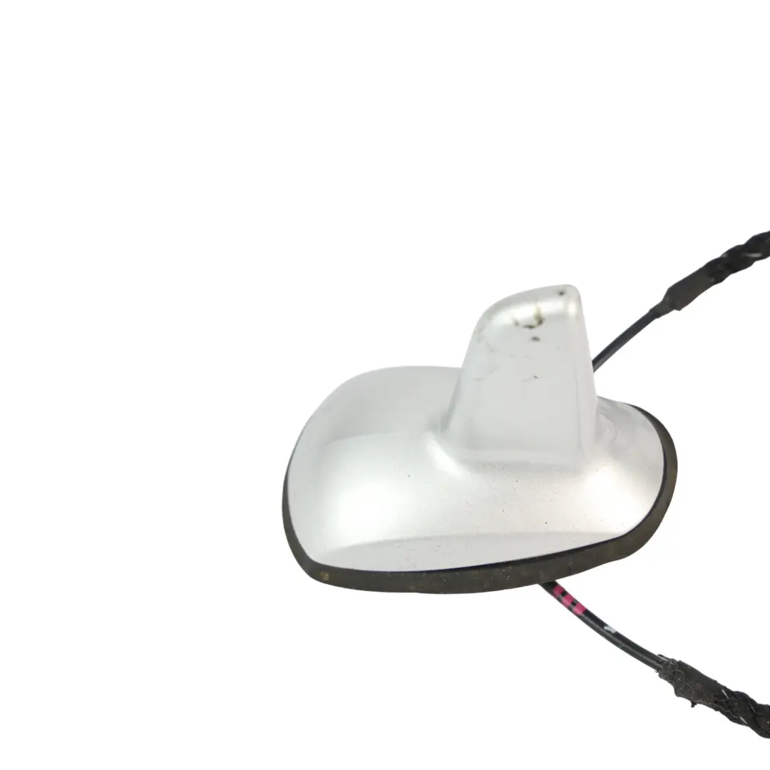 Antena Techo Plata Iridio Metalizado 775 para Mercedes W211 CLS C219 con número de pieza A2118207975 Mercedes W211 CLS C219 Antena Techo Plata Iridio Metalizado 775 - SKU A2118207975-IRS - Número de pieza A2118207975