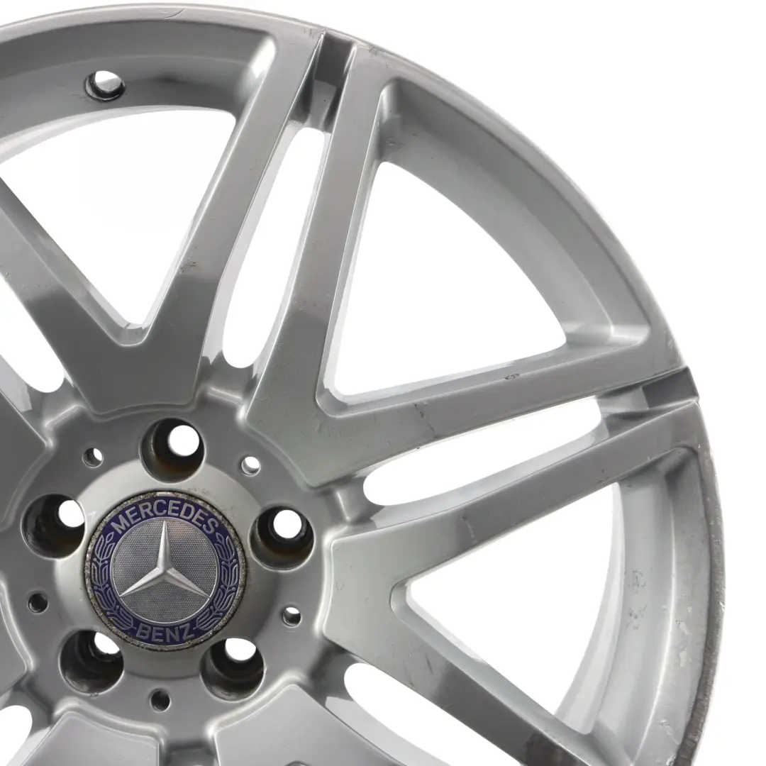 W207 C207 Cerchio Lega AMG 19" 8.5J ET:44 7 Doppie Razze per Mercedes con numero di parte A2124014702 Mercedes W207 C207 Cerchio Lega AMG 19" 8.5J ET:44 7 Doppie Razze - SKU A2124014702-1 - Numero di parte A2124014702