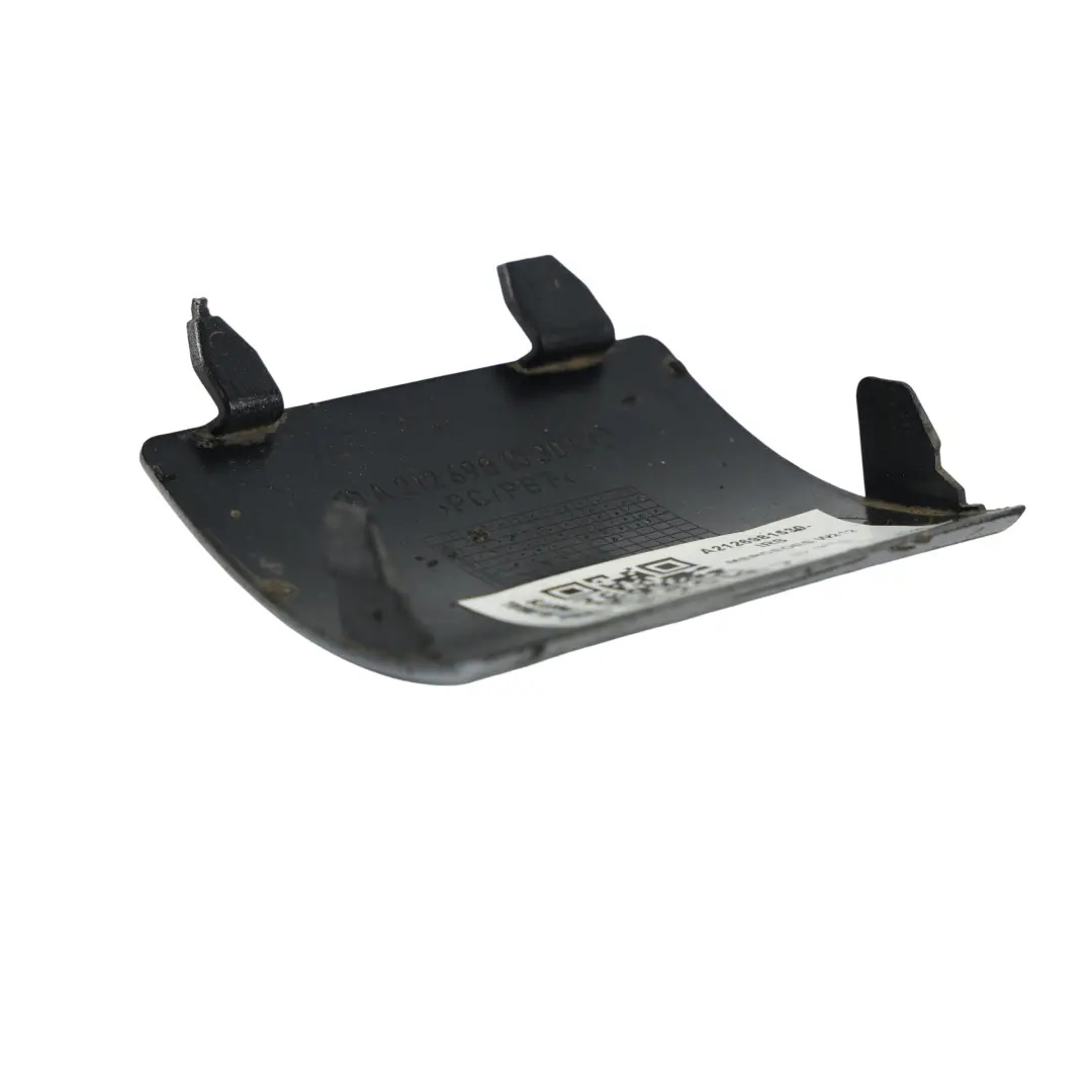 Mercedes W212 Cric Point Levage Cache Avant Gauche Argent Iridium 775 - SKU A2126981530-IRS - Numéro de pièce A2126981530