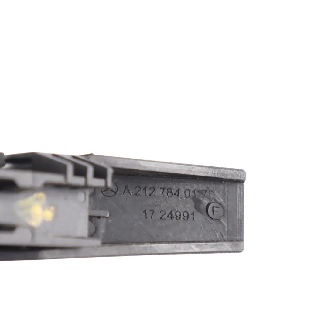 Mercedes W212 Schiebe Dach Windab Weiser Abdeckung Panoramadach - SKU A2127840170 - Teilenummer A2127840170