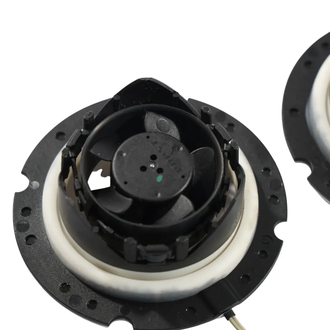 W207 W212 Vordersitz Kühlung Kissen Lüftungsventilator für Mercedes W204 mit Teilenummer A2128202242 Mercedes W204 W207 W212 Vordersitz Kühlung Kissen Lüftungsventilator - SKU A2128202242 - Teilenummer A2128202242