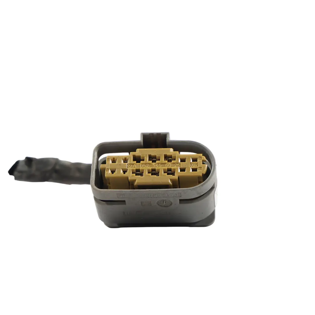 Mercedes W212 Connecteur Faisceau Câblage De Phare Avant Droit - SKU A2128209059-1 - Numéro de pièce A2128209059