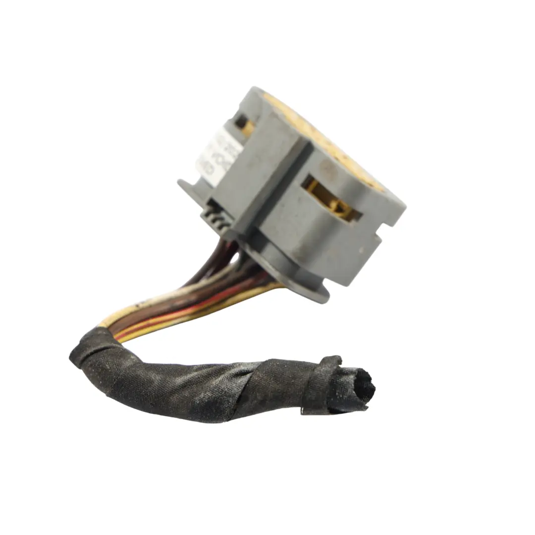 Connecteur Faisceau Câblage De Phare Avant Droit pour Mercedes W212 à propos du numéro de pièce A2128209059 Mercedes W212 Connecteur Faisceau Câblage De Phare Avant Droit - SKU A2128209059-1 - Numéro de pièce A2128209059