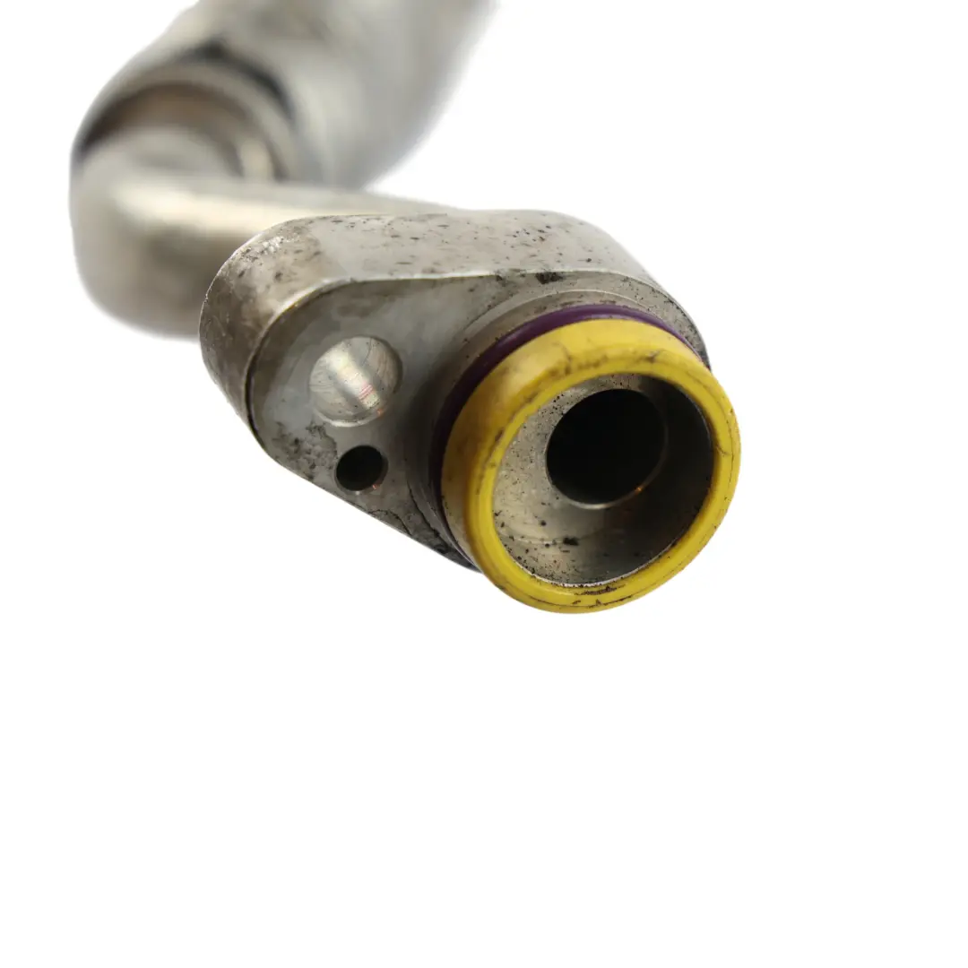 Mercedes W212 M157 Tuyau De Climatisation A/C - SKU A2128302615 - Numéro de pièce A2128302615