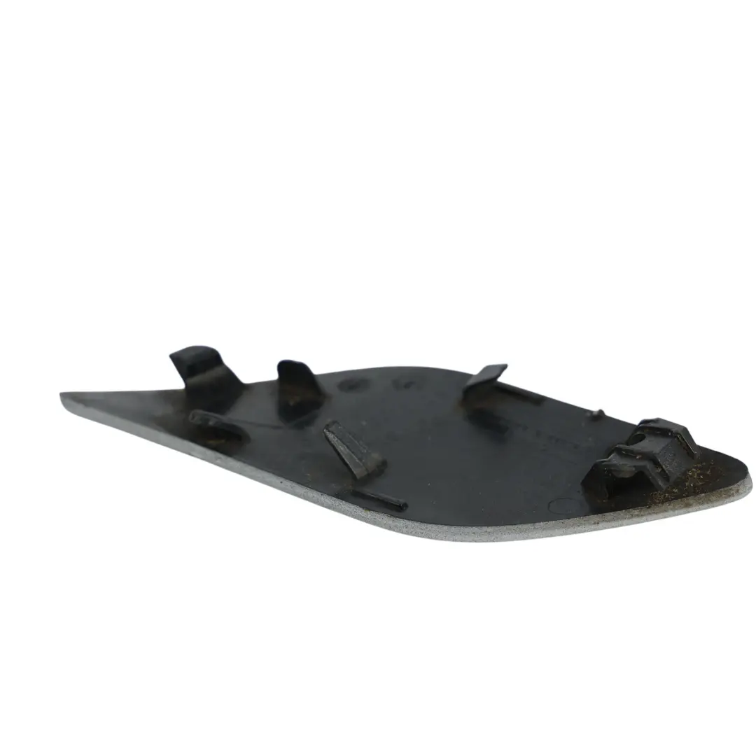 Tapa Gancho Remolque Parachoques Delantero Plata para Mercedes W212 con número de pieza A2128850126 Mercedes W212 Tapa Gancho Remolque Parachoques Delantero Plata - SKU A2128850126-IRS1 - Número de pieza A2128850126