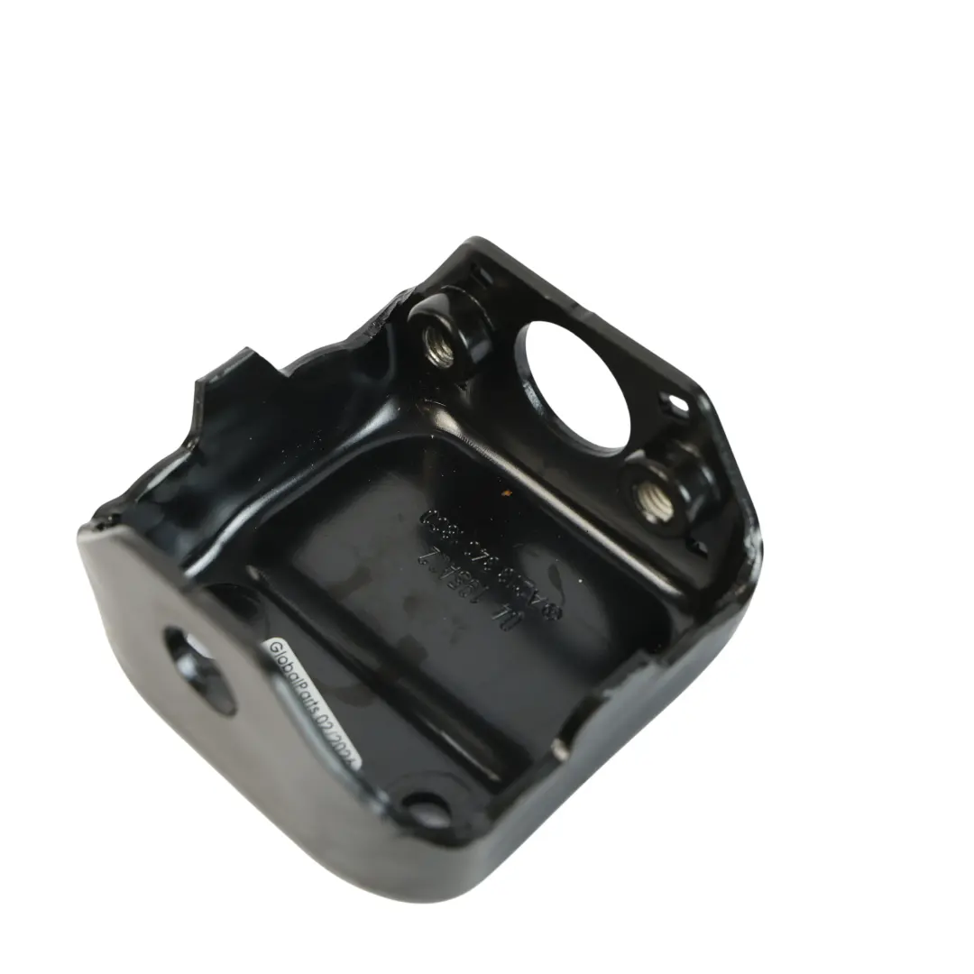 Uchwyt Mocowanie Baterii Akumulatora do Mercedes W205 W213 o numerze A2133401800 Mercedes W205 W213 Uchwyt Mocowanie Baterii Akumulatora - SKU A2133401800 - Numer Części A2133401800