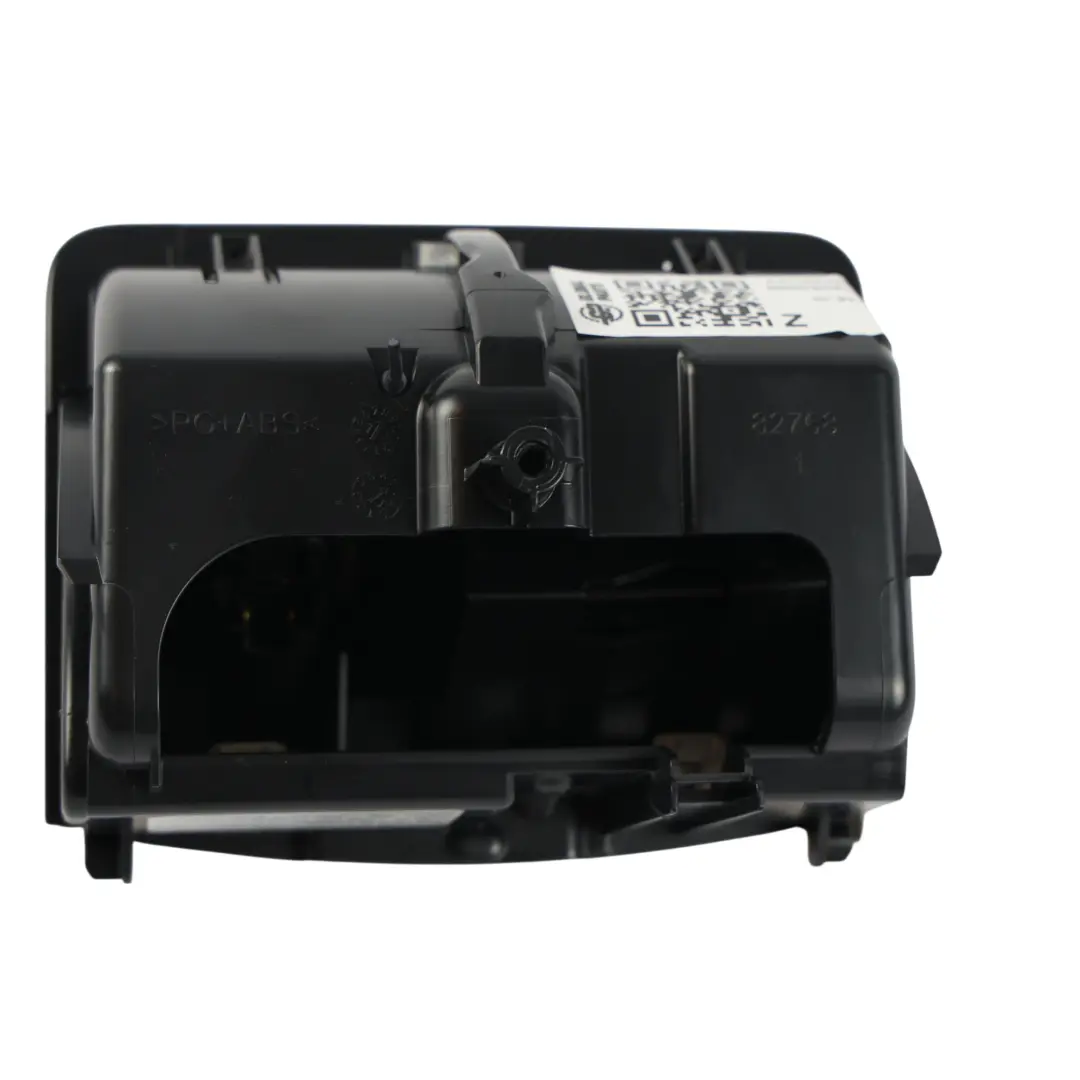 Console Centrale Cenere Inserto Posteriore Presa Beige per Mercedes W213 con numero di parte A2136805001 Mercedes W213 Console Centrale Cenere Inserto Posteriore Presa Beige - SKU A2136805001-1 - Numero di parte A2136805001