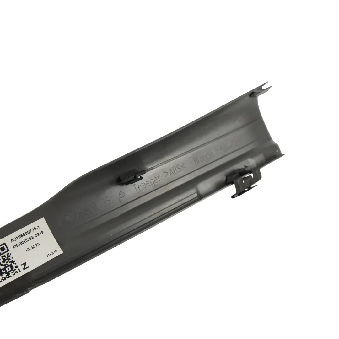 W219 Rivestimento Sottoporta Posteriore Sinistro per Mercedes con numero di parte A2196800735 Mercedes W219 Rivestimento Sottoporta Posteriore Sinistro - SKU A2196800735-1 - Numero di parte A2196800735