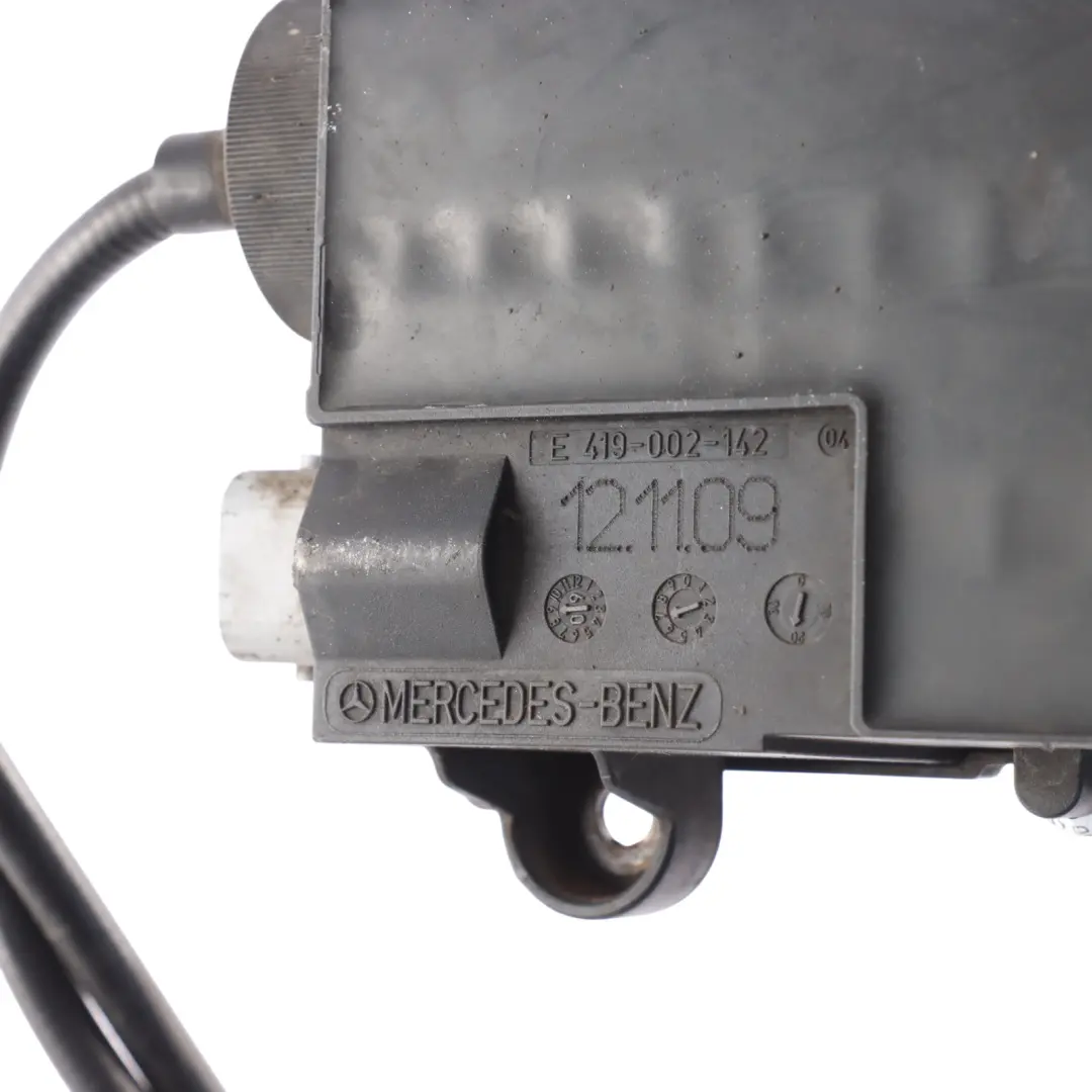 Electrical Handbrake Parking Adjuster Actuator A2214302849 to Mercedes W221 C216 with Part number A2214302949 Mercedes W221 C216 Electrical Handbrake Parking Adjuster Actuator A2214302849 - SKU A2214302949-2 - Part number A2214302949