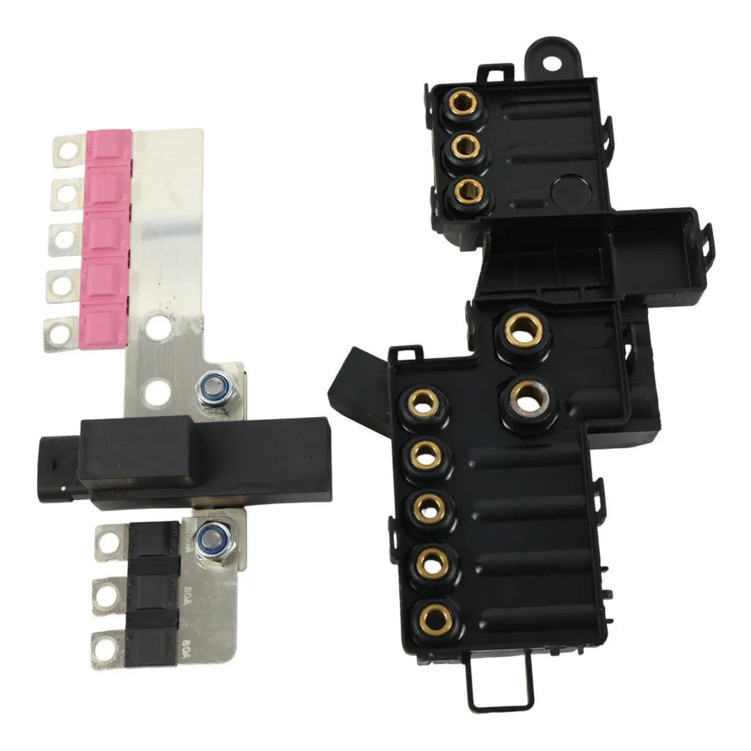 W216 Sicherungs Kasten Abzweig Steuergerät Relaismodul für Mercedes W221 mit Teilenummer A2215402350 Mercedes W221 W216 Sicherungs Kasten Abzweig Steuergerät Relaismodul - SKU A2215402350-1 - Teilenummer A2215402350