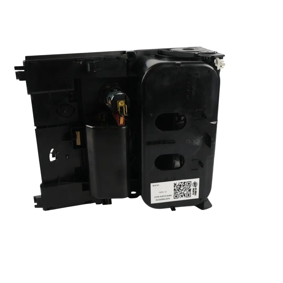 Almacenamiento Cenicero Consola Central 12V Encendedor para Mercedes W221 con número de pieza A2216800210 Mercedes W221 Almacenamiento Cenicero Consola Central 12V Encendedor - SKU A2216800210 - Número de pieza A2216800210