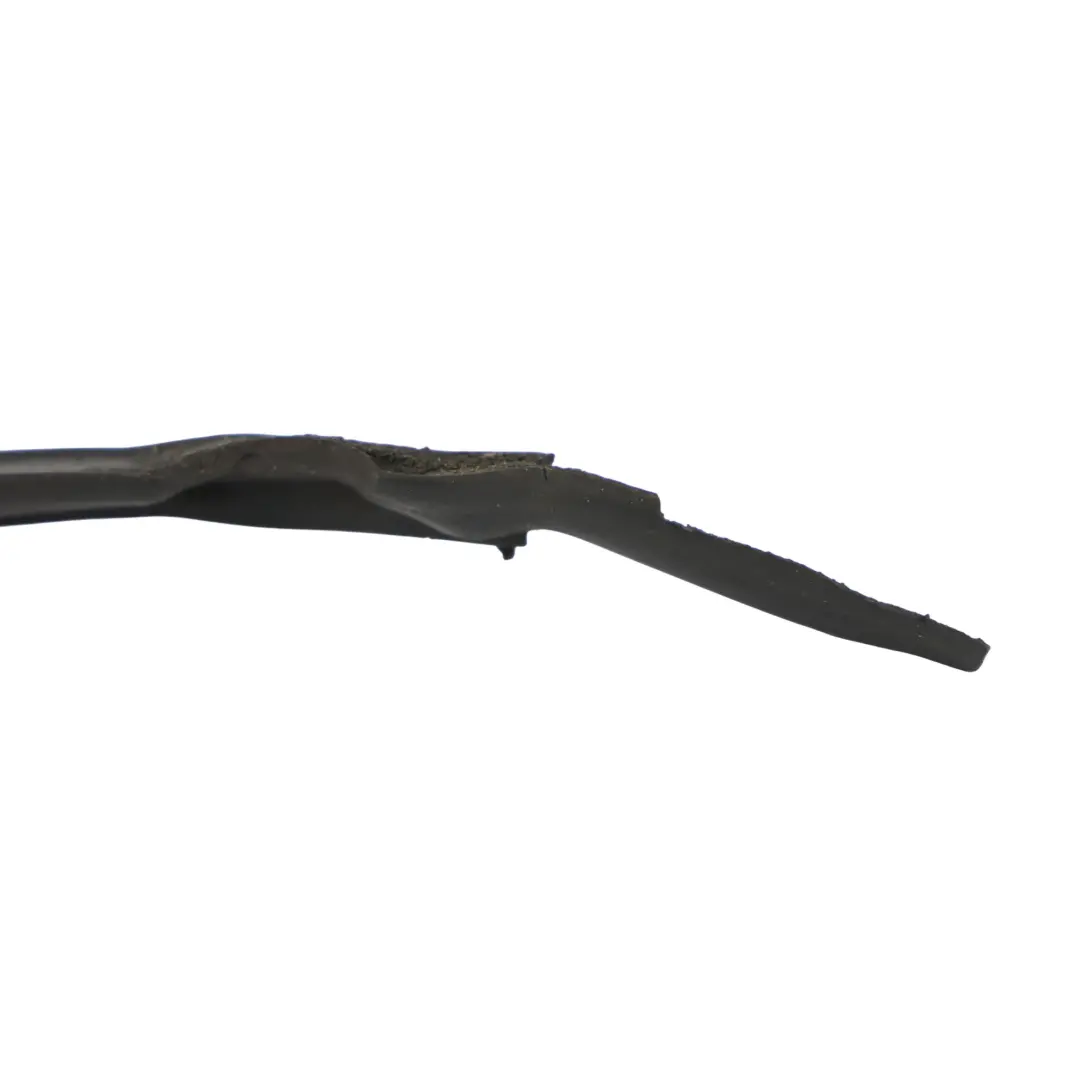 Joint Étanchéité Porte Avant Gauche pour Mercedes W221 à propos du numéro de pièce A2217201178 Mercedes W221 Joint Étanchéité Porte Avant Gauche - SKU A2217201178 - Numéro de pièce A2217201178