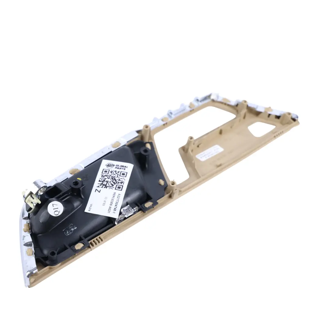 Coperchio Della Maniglia Porta Posteriore Sinistro per Mercedes W221 con numero di parte A2217304748 Mercedes W221 Coperchio Della Maniglia Porta Posteriore Sinistro - SKU A2217304748-1 - Numero di parte A2217304748