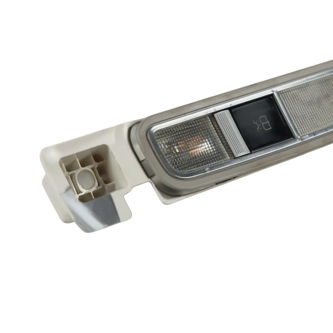 Lampa Wewnętrzna Podsufitki Dachowa Tylna Prawa do Mercedes W221 o numerze A2218201601 Mercedes W221 Lampa Wewnętrzna Podsufitki Dachowa Tylna Prawa - SKU A2218201601-2 - Numer Części A2218201601