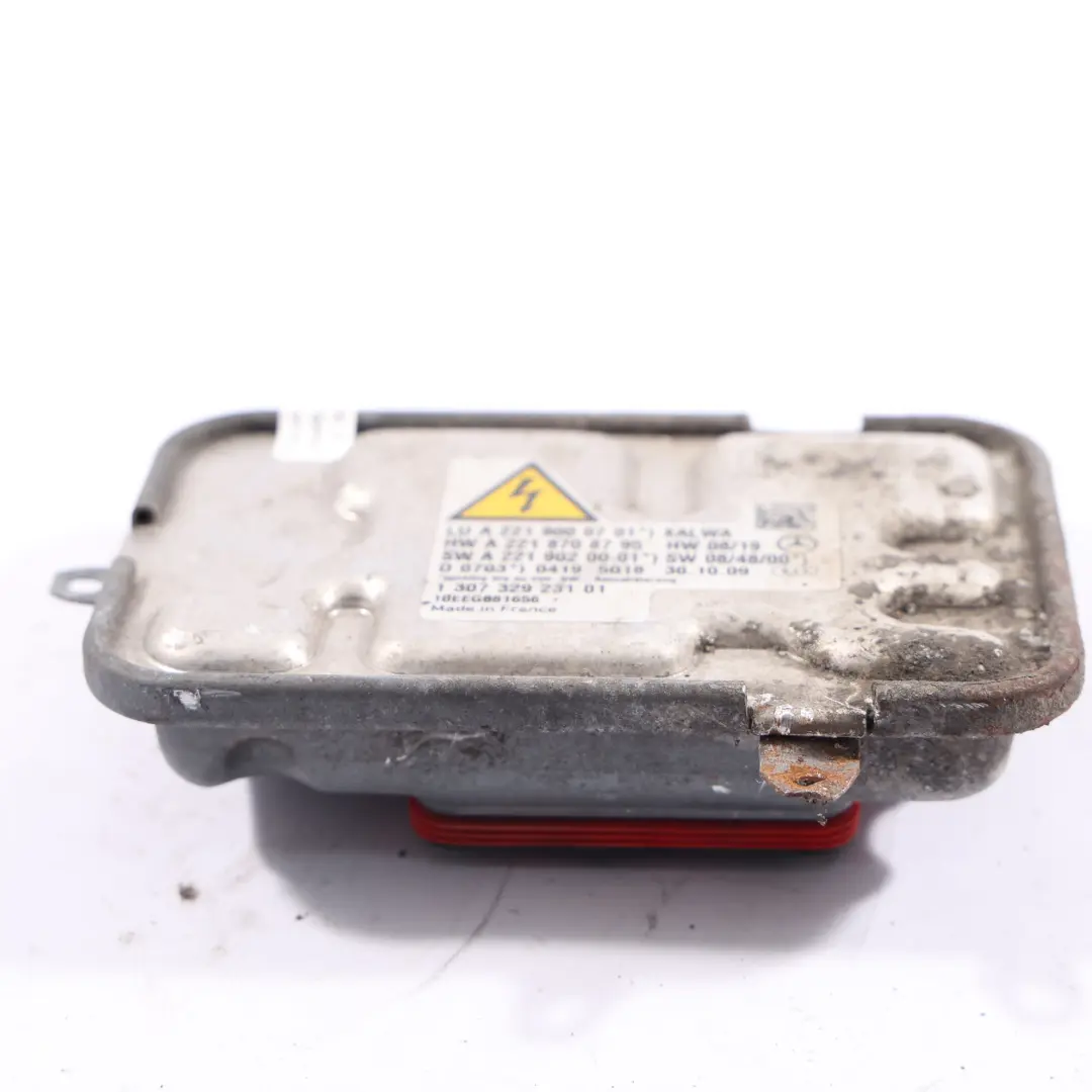 Headlamp Range Adjustment Ballast Left para Mercedes W221 Xenon con número de pieza A2219000701 Mercedes W221 Xenon Headlamp Range Adjustment Ballast Left - SKU A2219000701 - Número de pieza A2219000701