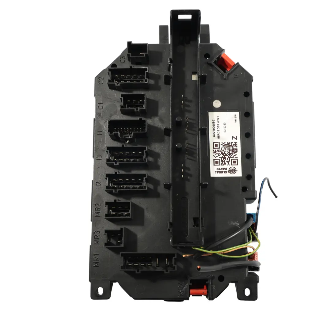 Caja Fusibles Módulo Relé Lado Conductor para Mercedes W221 con número de pieza A2219005801 Mercedes W221 Caja Fusibles Módulo Relé Lado Conductor - SKU A2219005801 - Número de pieza A2219005801