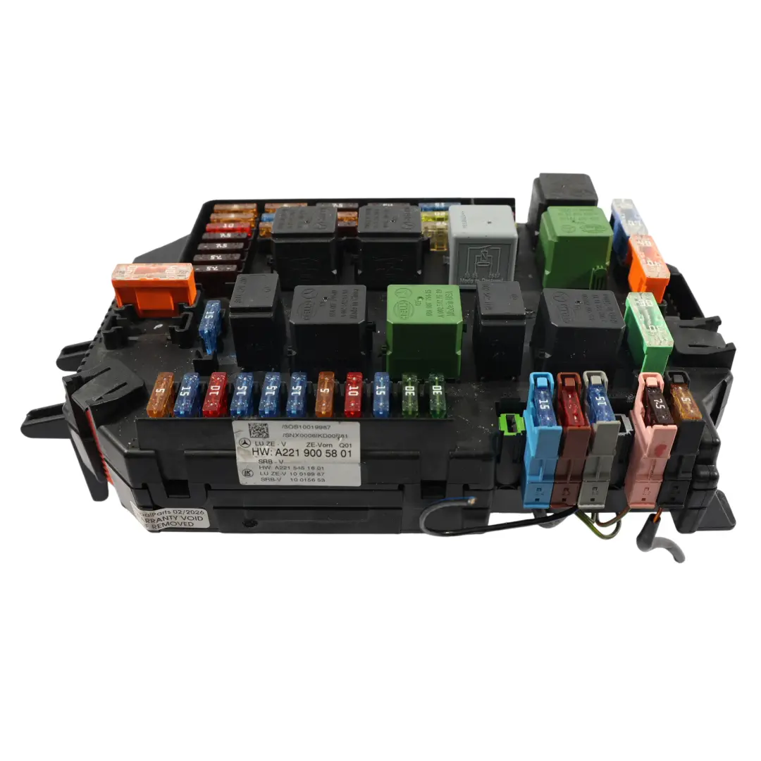 Fuse Box Relay Module Driver Side to Mercedes W221 with Part number A2219005801 Mercedes W221 Fuse Box Relay Module Driver Side - SKU A2219005801 - Part number A2219005801