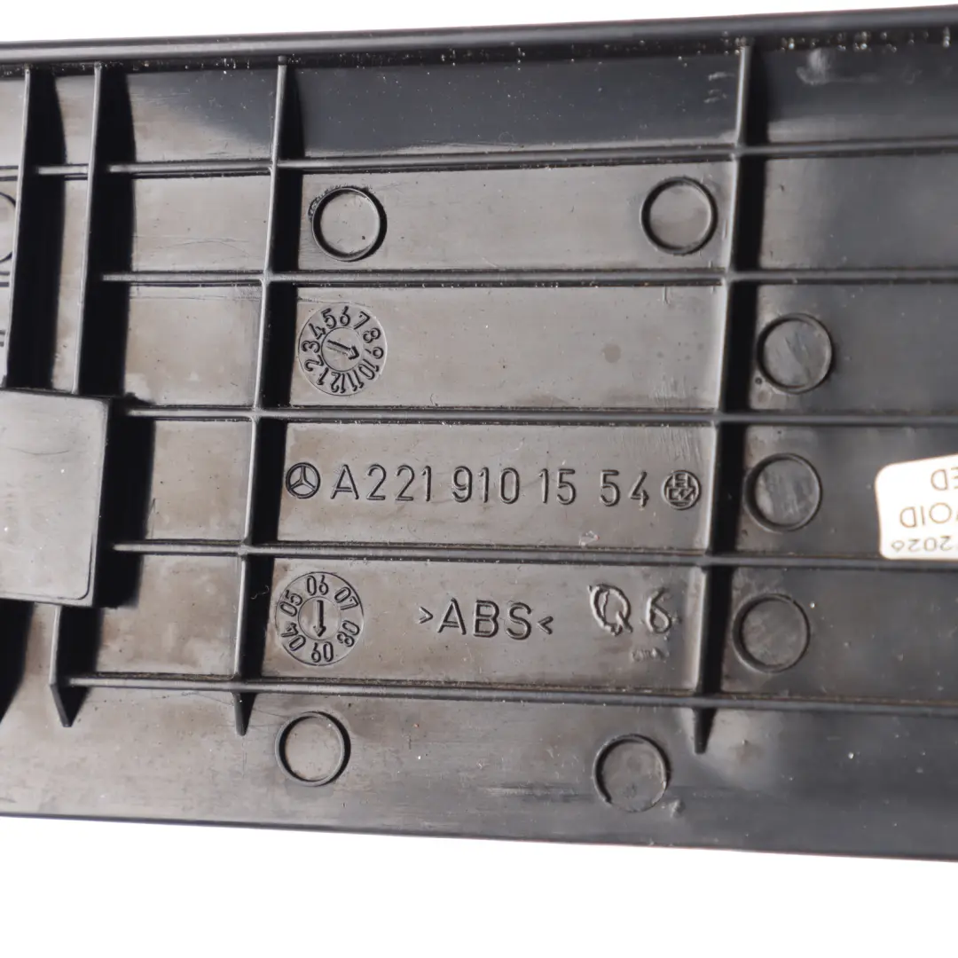 Outer Trim Front Left N/S Covering Panel to Mercedes W221 Seat with Part number A2219101554 Mercedes W221 Seat Outer Trim Front Left N/S Covering Panel - SKU A2219101554 - Part number A2219101554