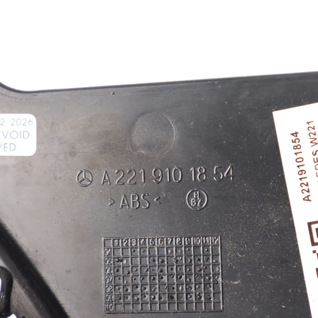 Finisher Trim Panel Front Right O/S Black to Mercedes W221 Seat Cover with Part number A2219101854 Mercedes W221 Seat Cover Finisher Trim Panel Front Right O/S Black - SKU A2219101854 - Part number A2219101854