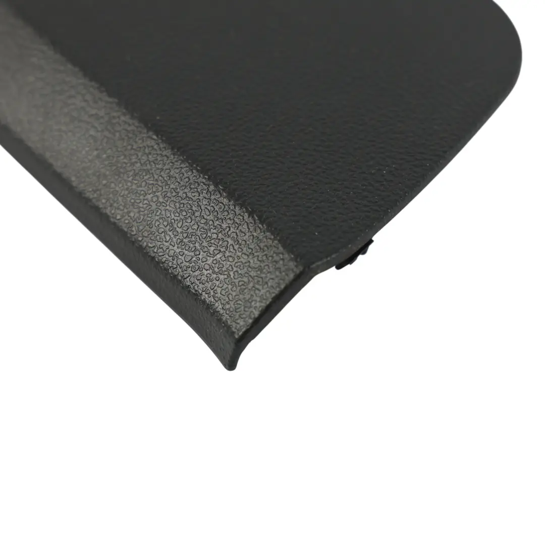 Rivestimento Sedile Pannello Anteriore Sinistro Nero per Mercedes W221 con numero di parte A2219180530 Mercedes W221 Rivestimento Sedile Pannello Anteriore Sinistro Nero - SKU A2219180530-1 - Numero di parte A2219180530