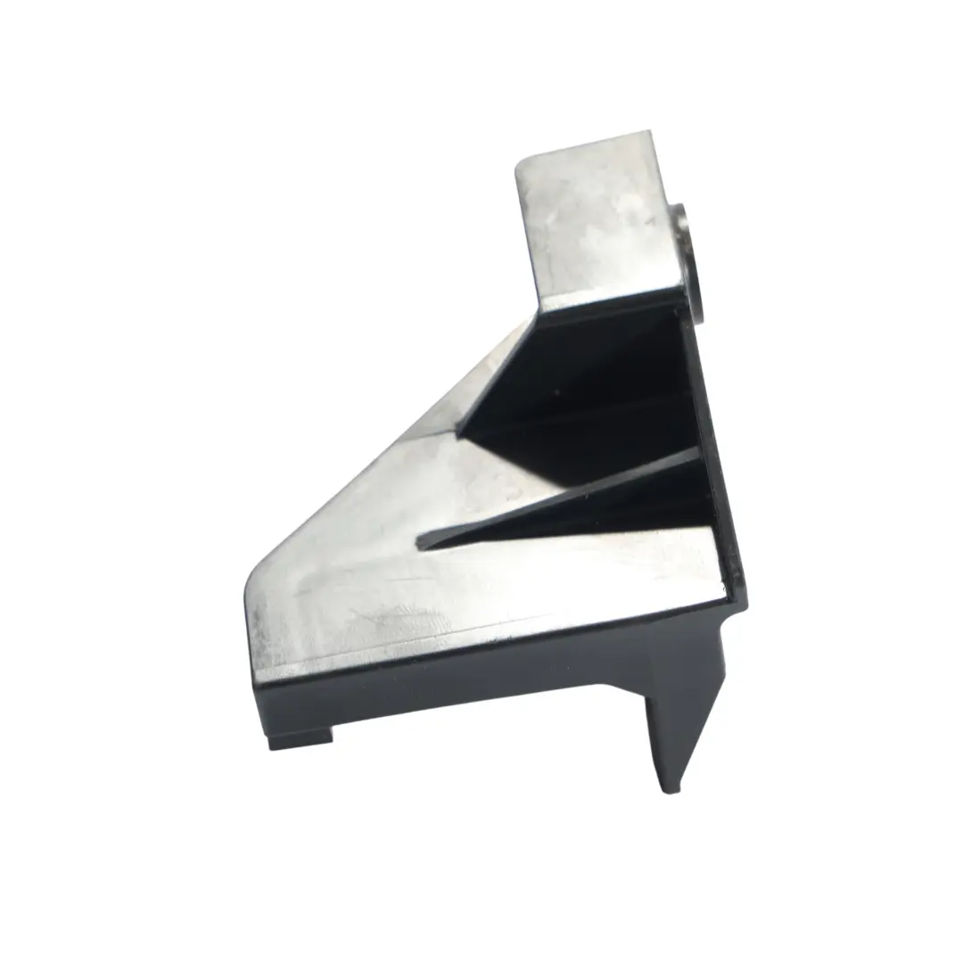 Osłona Złącza Wysokiego Napięcia do Mercedes W205 W222 o numerze A2223411000 Mercedes W205 W222 Osłona Złącza Wysokiego Napięcia - SKU A2223411000 - Numer Części A2223411000