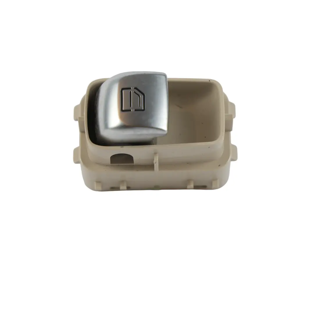 Interruttore Alzacristalli Lato Passeggero Codice per Mercedes W213 con numero di parte A2229051904 Mercedes W213 Interruttore Alzacristalli Lato Passeggero Codice - SKU A2229051904-1 - Numero di parte A2229051904