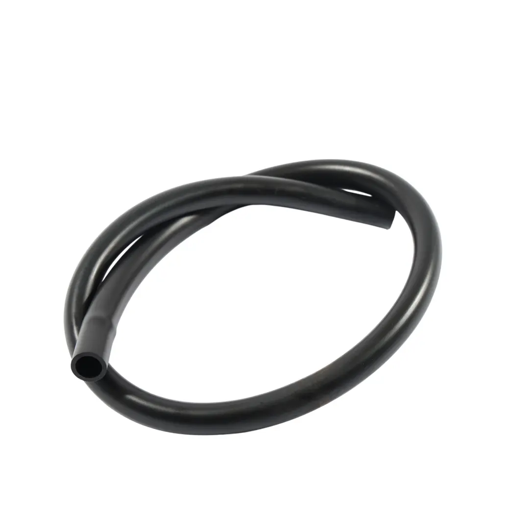 Kraftstofftank Klappe Wasserablass Schlauch für Mercedes W205 W206 W213 mit Teilenummer A2386390000 Mercedes W205 W206 W213 Kraftstofftank Klappe Wasserablass Schlauch - SKU A2386390000 - Teilenummer A2386390000