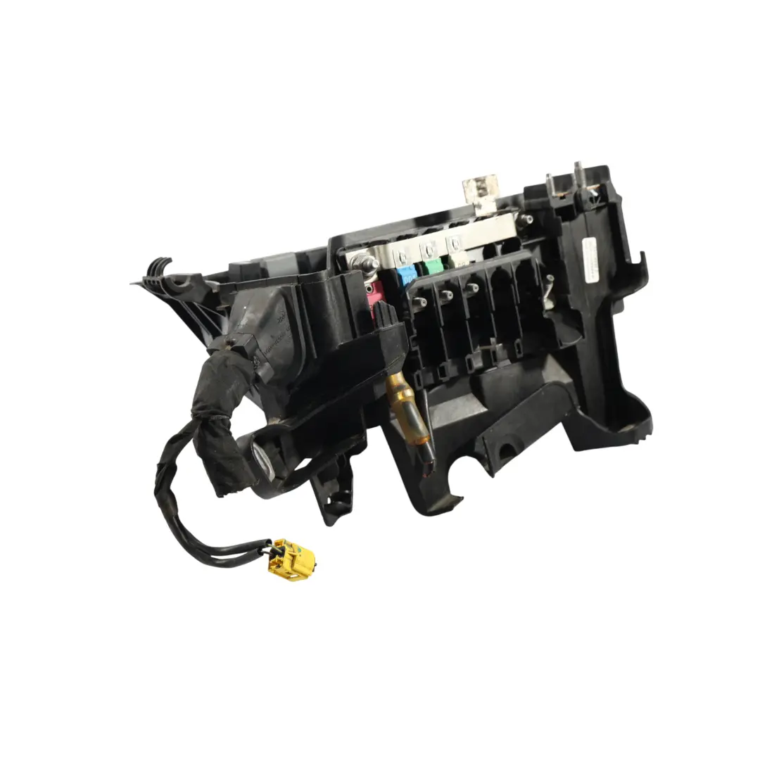 W117 W156 W176 W242 W246 Scatola Relè Fusibili Elettrici per Mercedes con numero di parte A2465403803 Mercedes W117 W156 W176 W242 W246 Scatola Relè Fusibili Elettrici - SKU A2465403803-1 - Numero di parte A2465403803