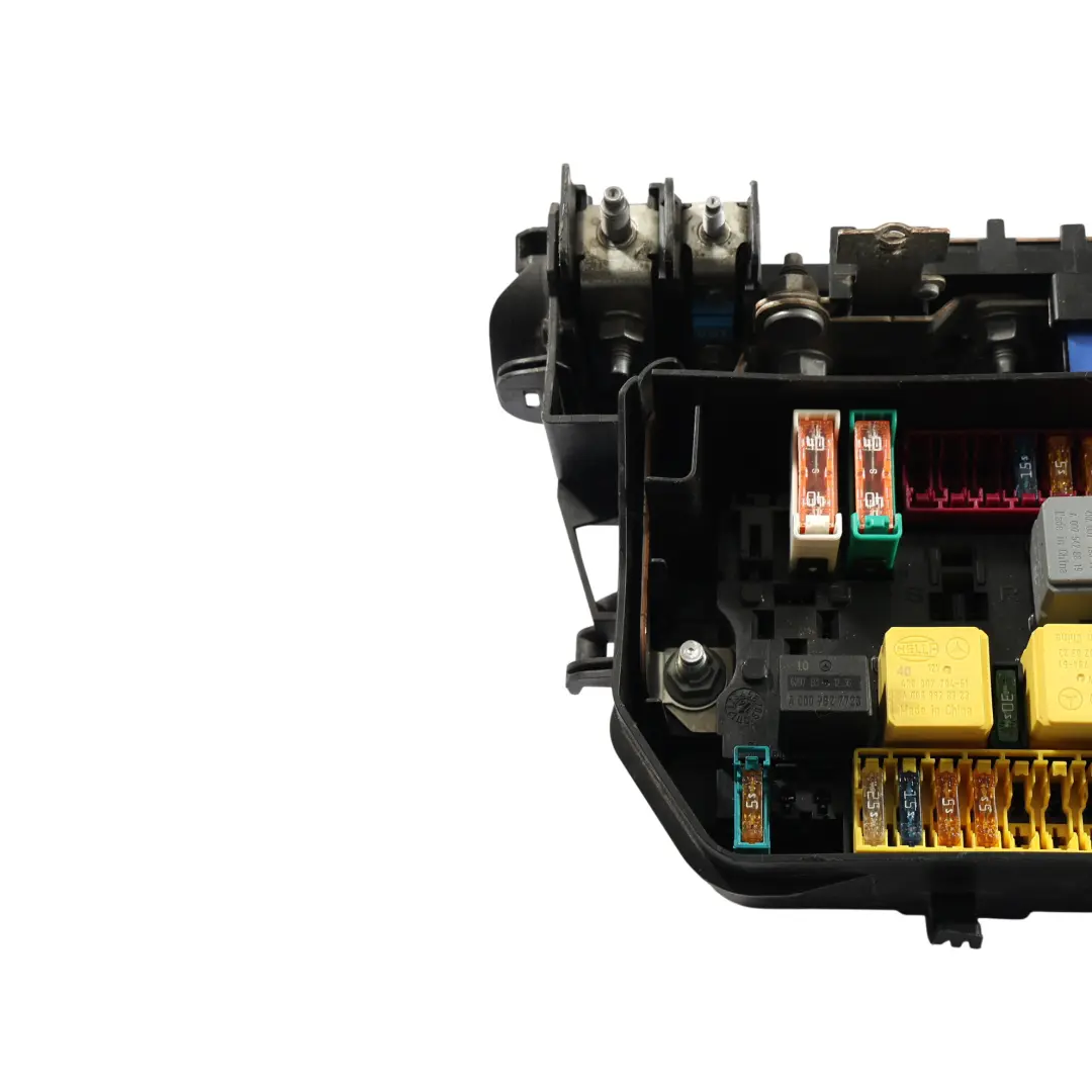 W117 W156 W176 W242 W246 Scatola Relè Fusibili Elettrici per Mercedes con numero di parte A2465403803 Mercedes W117 W156 W176 W242 W246 Scatola Relè Fusibili Elettrici - SKU A2465403803-1 - Numero di parte A2465403803
