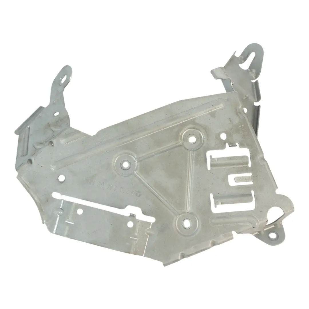 Mercedes W176 W246 Support Module Montage Arrière Droit - SKU A2465450040 - Numéro de pièce A2465450040