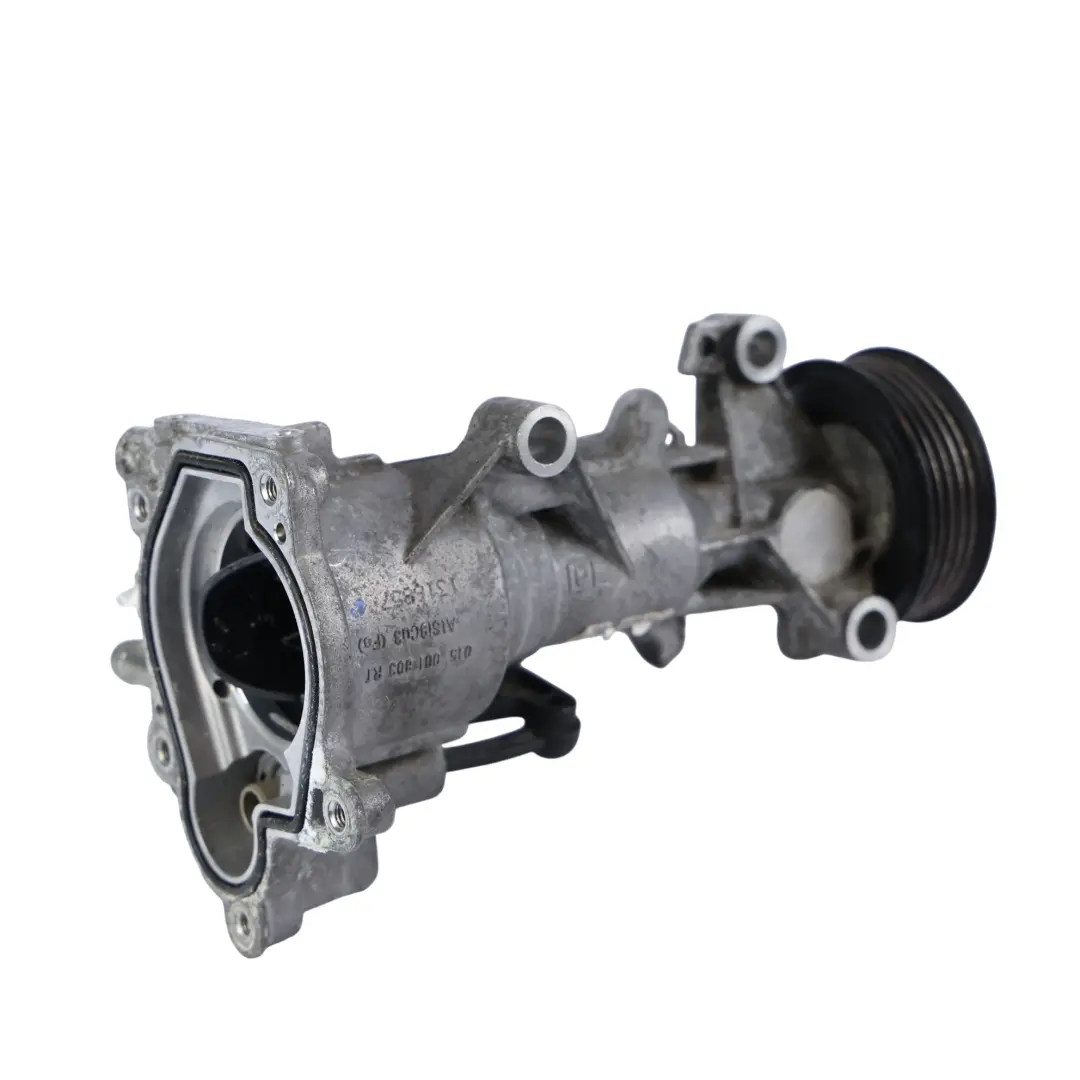Mercedes W176 W246 Bomba Agua Refrigerante Enfriador Motor M270 - SKU A2702000000-5 - Número de pieza A2702000000