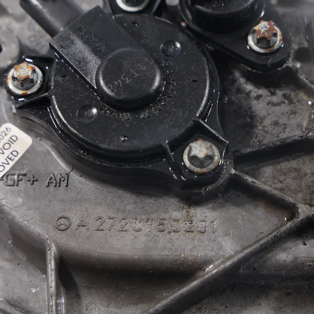 Nockenwelle Steuerkettenabdeckung Links M272 für Mercedes W204 W221 mit Teilenummer A2720150201 Mercedes W204 W221 Nockenwelle Steuerkettenabdeckung Links M272 - SKU A2720150201-1 - Teilenummer A2720150201