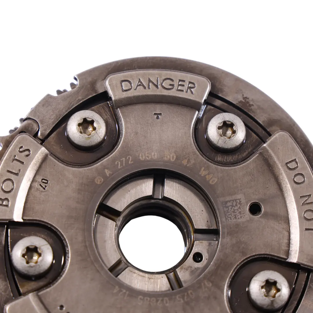 Auspuff Nockenwellen Versteller Rechts M272 für Mercedes R171 mit Teilenummer A2720505047 Mercedes R171 Auspuff Nockenwellen Versteller Rechts M272 - SKU A2720505047 - Teilenummer A2720505047