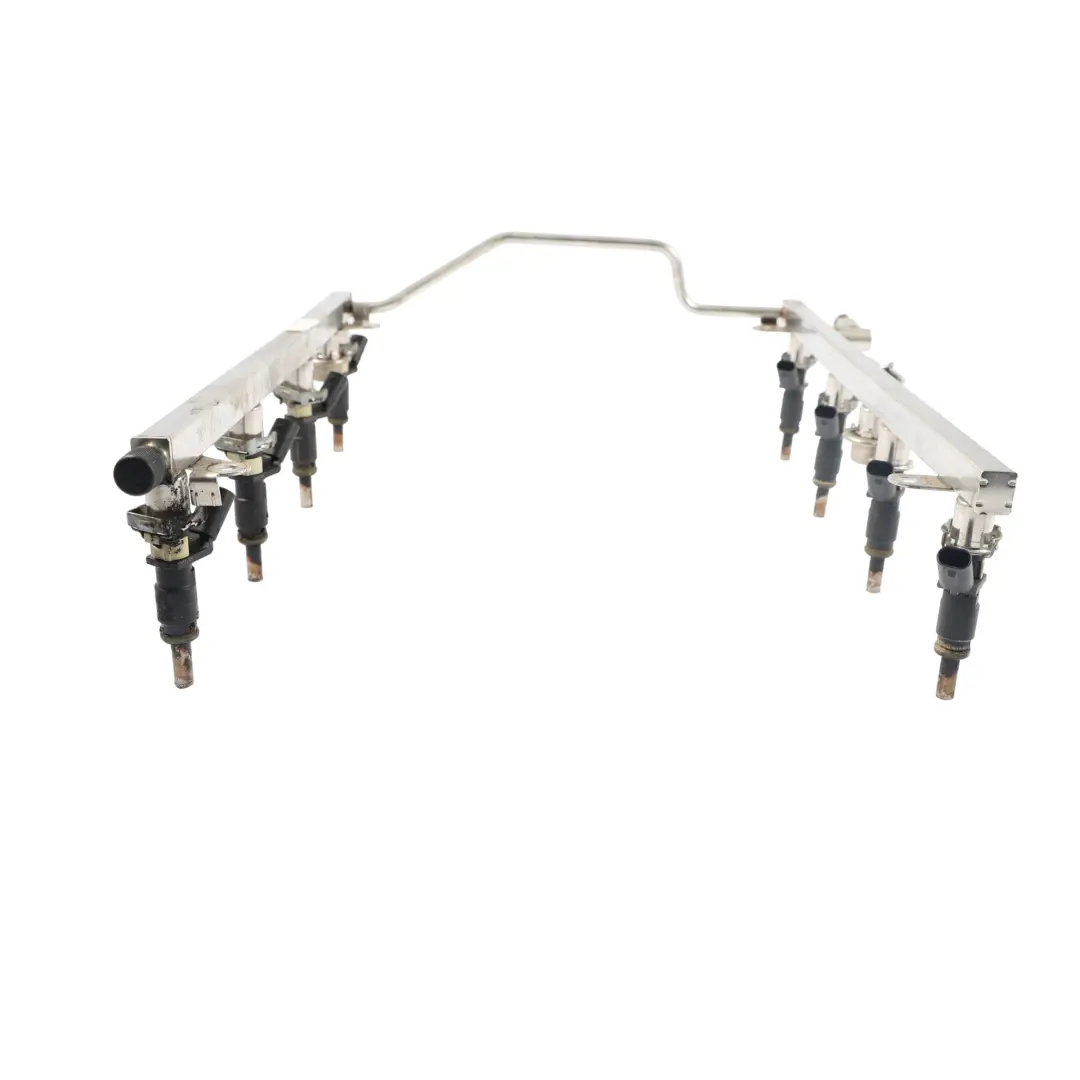 Riel Inyección Combustible Inyectores M273 para Mercedes W221 con número de pieza A2730700795 Mercedes W221 Riel Inyección Combustible Inyectores M273 - SKU A2730700795 - Número de pieza A2730700795