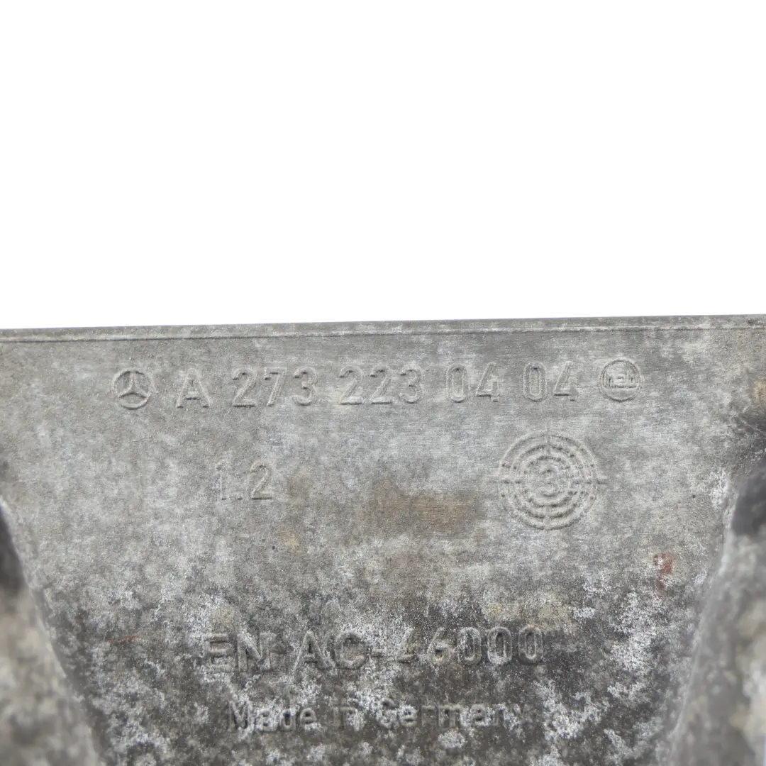 Mercedes C216 W221 Wspornik Łapy Silnika Prawy Benzyna M273 - SKU A2732230404 - Numer Części A2732230404