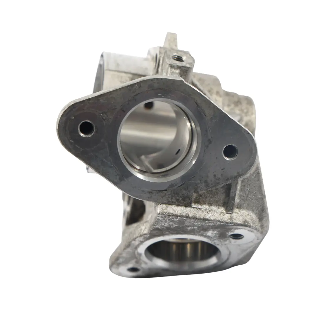 Kraftstoffpumpe Abdeckung M157 M278 für Mercedes W166 R231 mit Teilenummer A2780700800 Mercedes W166 R231 Kraftstoffpumpe Abdeckung M157 M278 - SKU A2780700800 - Teilenummer A2780700800