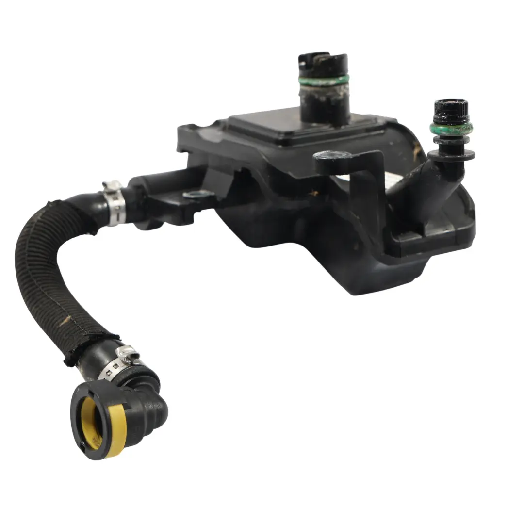 A453 Oil Separator Breather M281 Petrol 118307263R to Smart with Part number A2810104200 Smart A453 Oil Separator Breather M281 Petrol 118307263R - SKU A2810104200 - Part number A2810104200