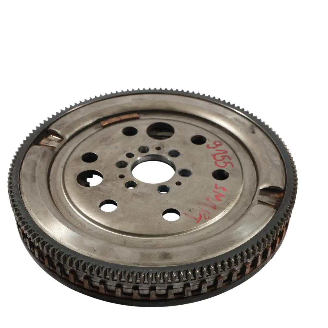 A453 Volante De Doble Masa para Smart Fortwo con número de pieza A2810300105 Smart Fortwo A453 Volante De Doble Masa - SKU A2810300105 - Número de pieza A2810300105