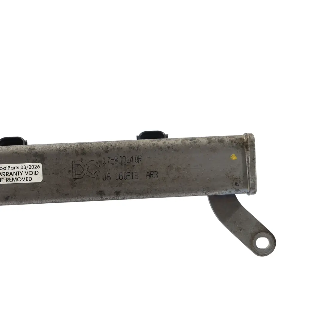 A453 Inyección De Combustible Inyectores Rail M281 175209140R para Smart con número de pieza A2810700495 Smart A453 Inyección De Combustible Inyectores Rail M281 175209140R - SKU A2810700495 - Número de pieza A2810700495