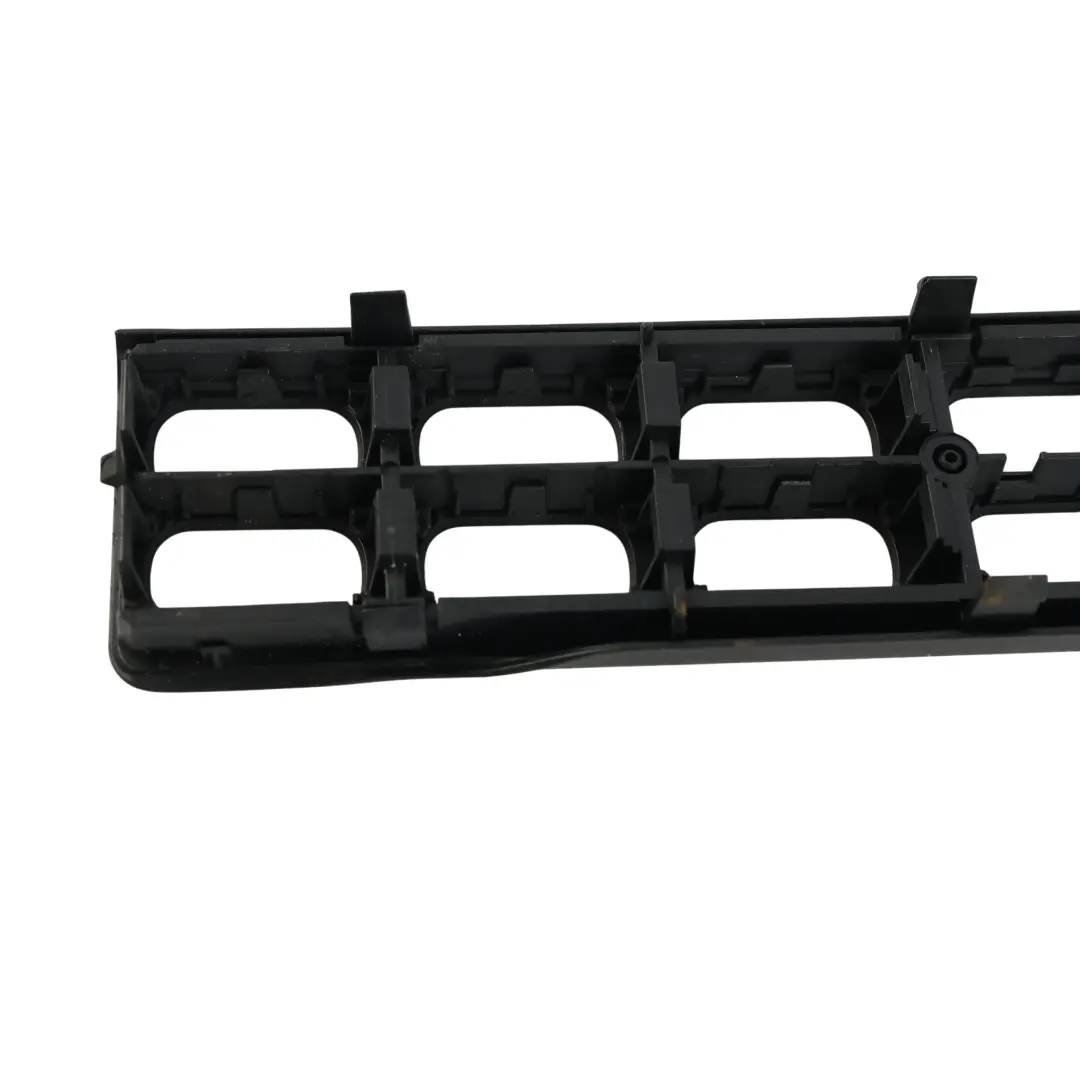 W414 Mittelkonsole Fensterschalter Zierblende W für Mercedes mit Teilenummer A4146800539 Mercedes W414 Mittelkonsole Fensterschalter Zierblende W - SKU A4146800539 - Teilenummer A4146800539