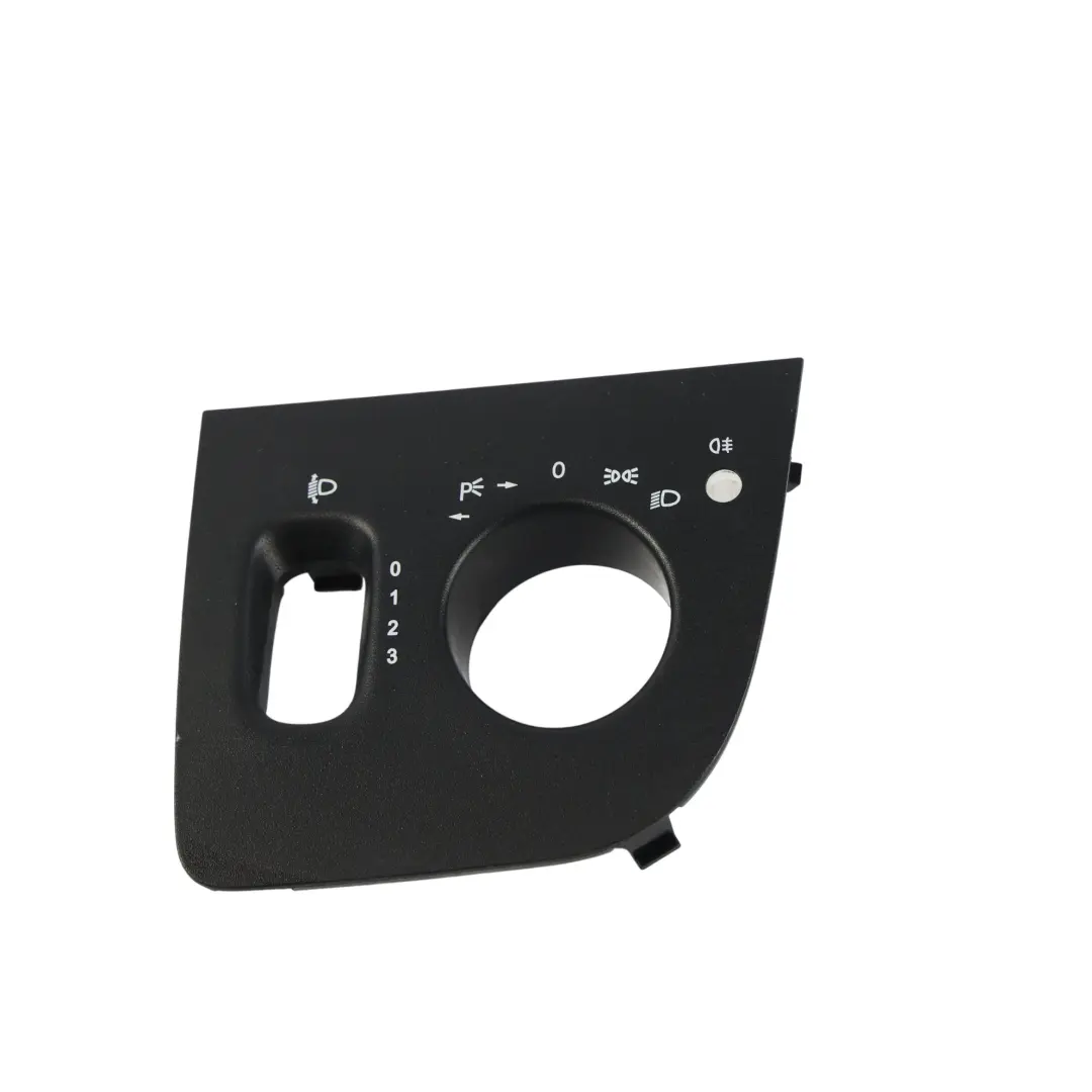 W414 Ramka Panel Przełącznika Świateł do Mercedes Vaneo o numerze A4146800917 Mercedes Vaneo W414 Ramka Panel Przełącznika Świateł - SKU A4146800917 - Numer Części A4146800917