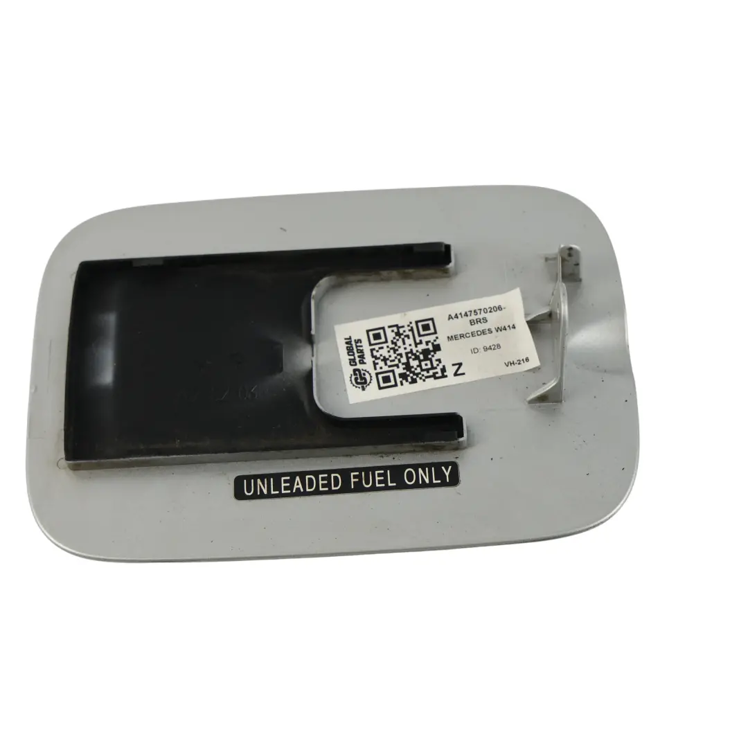 Mercedes Vaneo 414 Bouchon Réservoir Argent Brillant Métallisé 9744 - SKU A4147570206-BRS - Numéro de pièce A4147570206