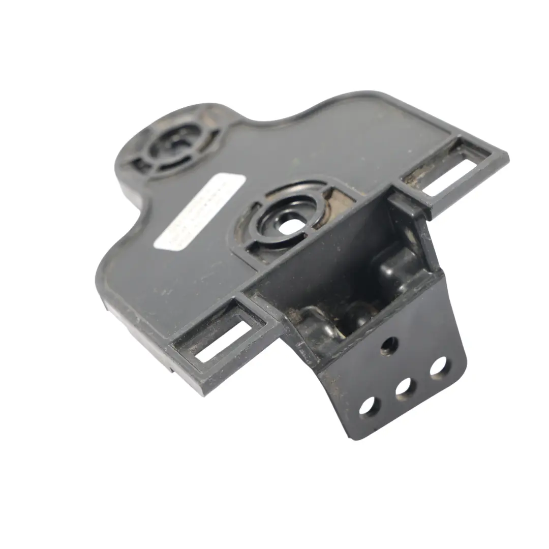 Soporte Antisalpicaduras Delantero Izquierdo para Smart Fortwo 451 con número de pieza A4516260242 Smart Fortwo 451 Soporte Antisalpicaduras Delantero Izquierdo - SKU A4516260242 - Número de pieza A4516260242