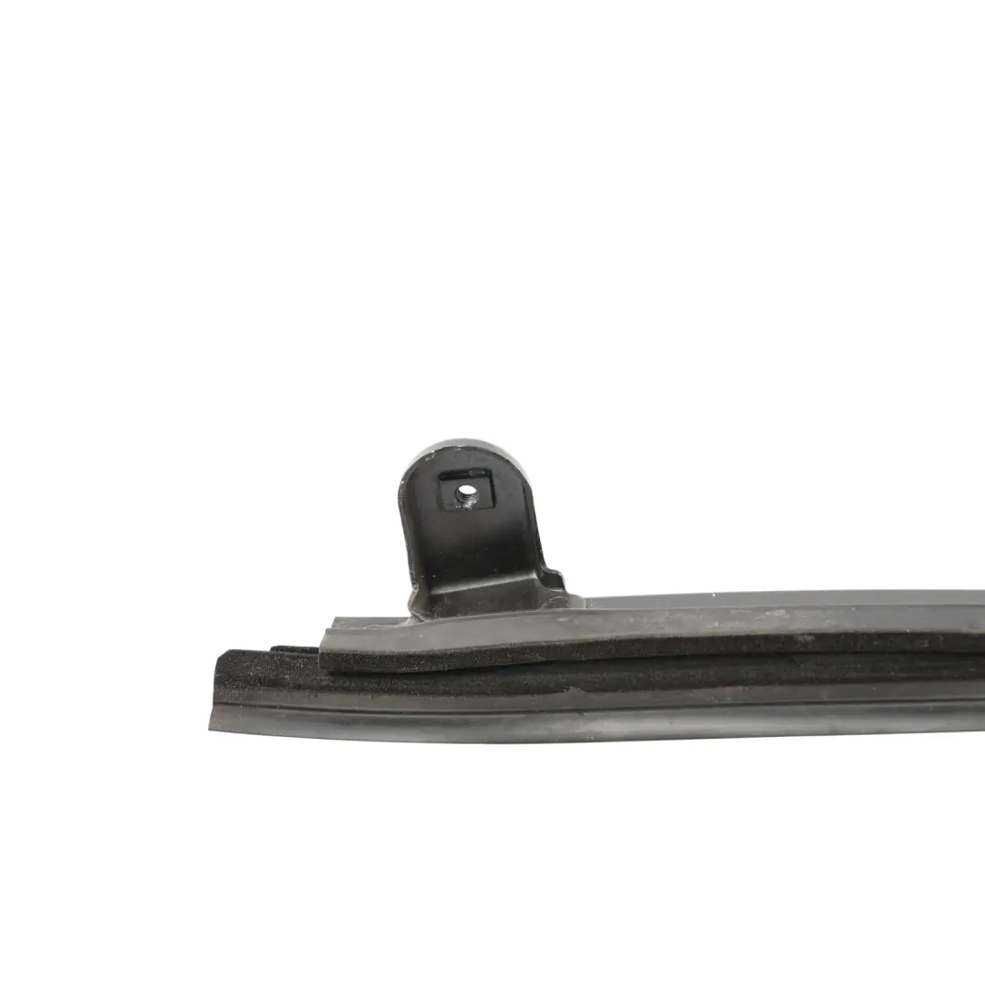 C451 Front Door Guide Rail Window Seal Left N/S to Smart with Part number A4517200115 Smart C451 Front Door Guide Rail Window Seal Left N/S - SKU A4517200115 - Part number A4517200115