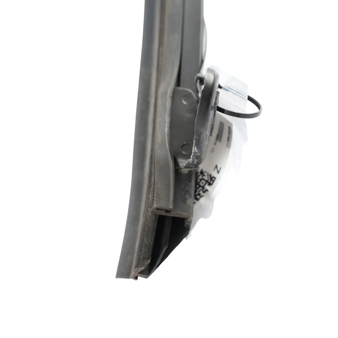 C451 Front Door Guide Rail Window Seal Right O/S to Smart with Part number A4517200215 Smart C451 Front Door Guide Rail Window Seal Right O/S - SKU A4517200215 - Part number A4517200215