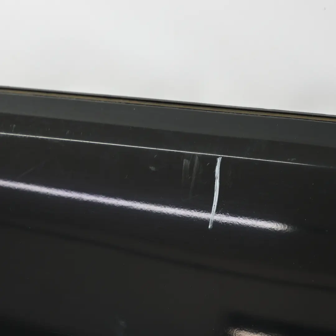 Tür Vorne Rechts Abdeckplatte Jack black Schwarz - ECA für Smart Fortwo 451 mit Teilenummer A4517220209 Smart Fortwo 451 Tür Vorne Rechts Abdeckplatte Jack black Schwarz - ECA - SKU A4517220209-BLAC - Teilenummer A4517220209