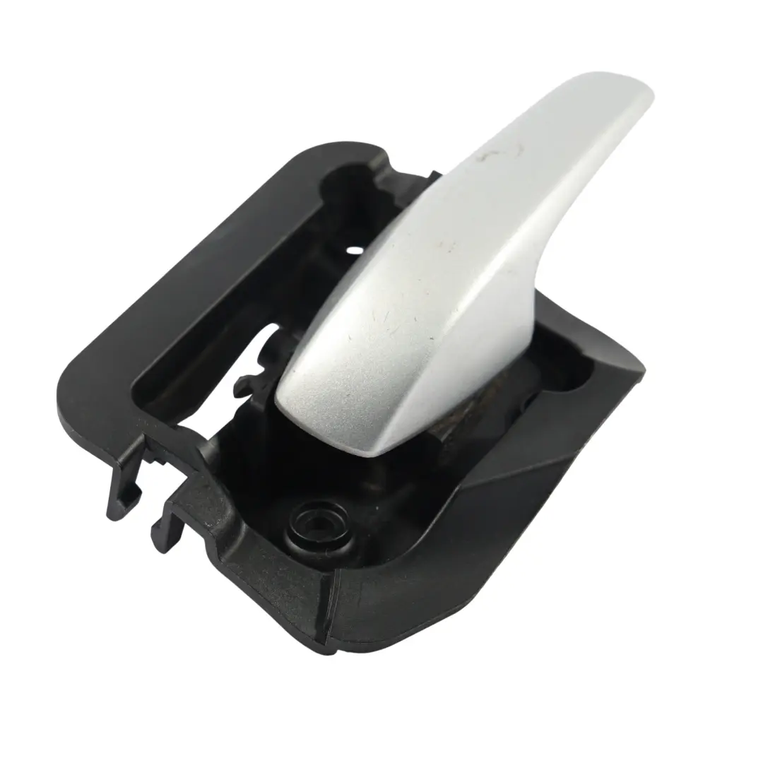 A451 Asidero Interior Puerta Delantera Derecha para Smart con número de pieza A4517600261 Smart A451 Asidero Interior Puerta Delantera Derecha - SKU A4517600261 - Número de pieza A4517600261