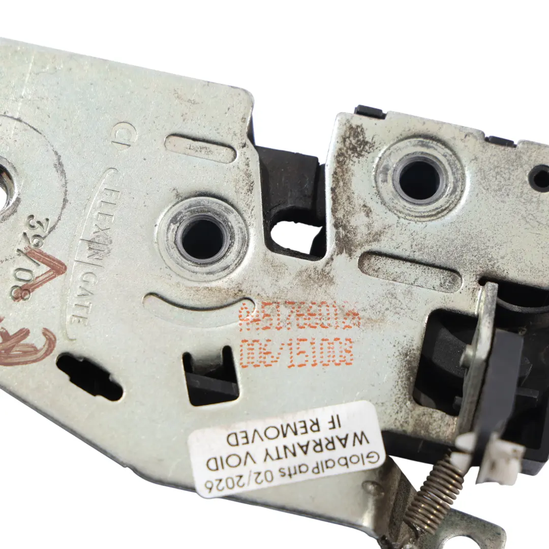 A453 Serratura Bagagliaio Chiusura Portellone Sinistra per Smart Fortwo con numero di parte A4517660126 Smart Fortwo A453 Serratura Bagagliaio Chiusura Portellone Sinistra - SKU A4517660126 - Numero di parte A4517660126