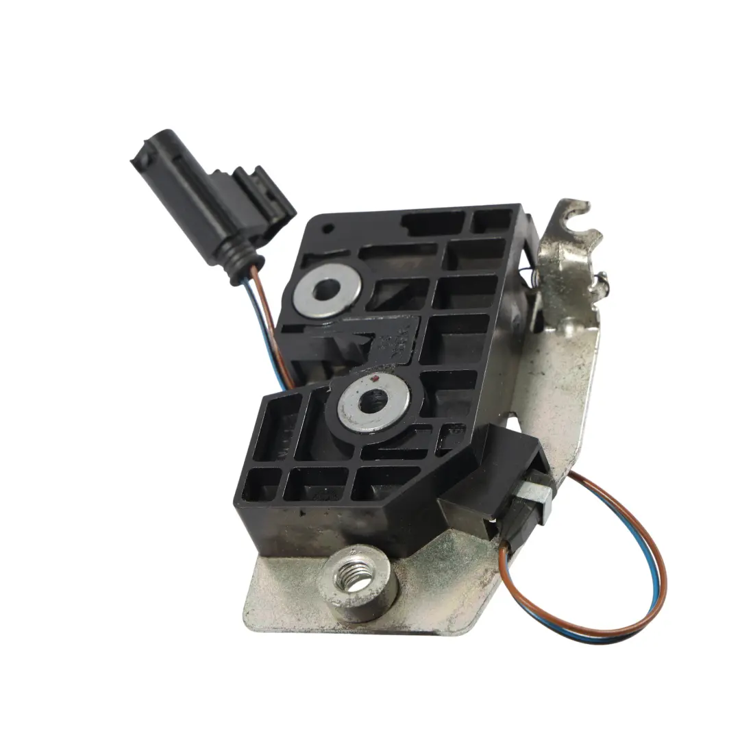 Zamek Klapy Bagażnika Prawy Tył Prawy Tylny do Smart Fortwo 451 o numerze A4517660226 Smart Fortwo 451 Zamek Klapy Bagażnika Prawy Tył Prawy Tylny - SKU A4517660226 - Numer Części A4517660226