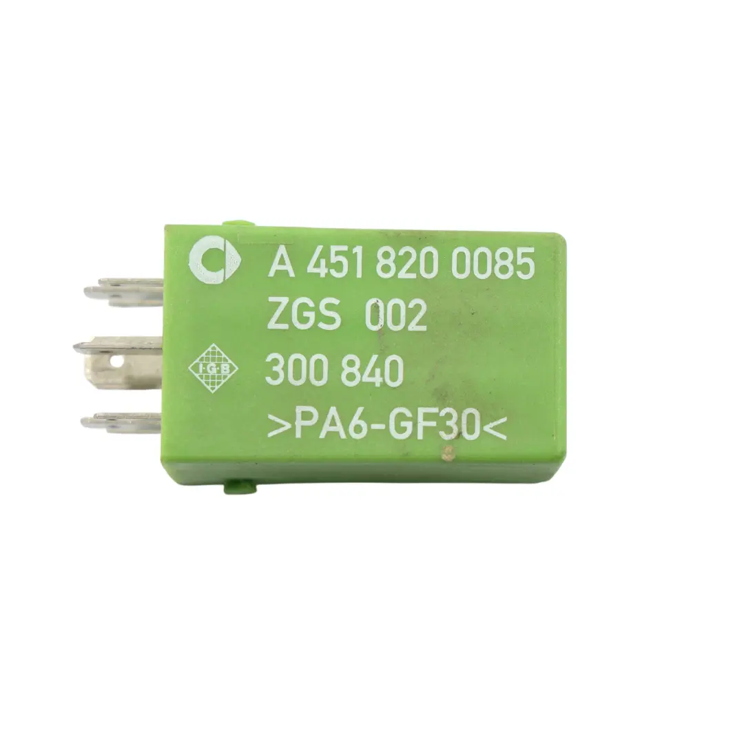 Modulo Relè Controllo Sedili Riscaldati 9 Pin Verde per Smart Fortwo 451 con numero di parte A4518200085 Smart Fortwo 451 Modulo Relè Controllo Sedili Riscaldati 9 Pin Verde - SKU A4518200085 - Numero di parte A4518200085